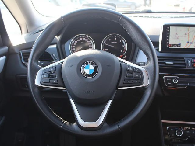 BMW 218 218d Gran Tourer Sport Line