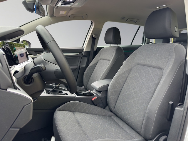 Volkswagen Golf 2.0 TDI Golf VIII Life Variant