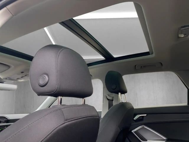 Audi Q3 35 TFSI S-Tronic