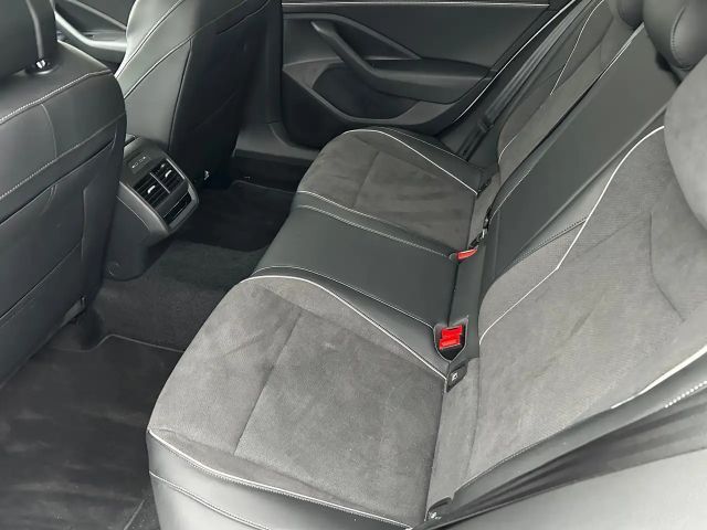 Volkswagen Passat 2.0 TDI Business DSG Variant