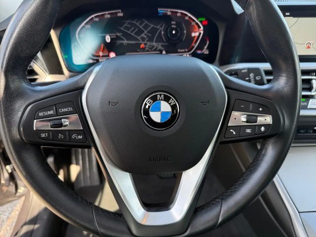 BMW 320 320d Touring xDrive