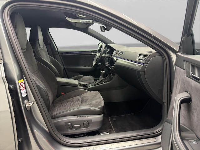 Skoda Superb Combi Sportline iV