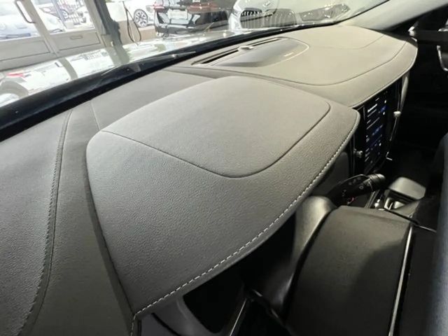 Volvo V90 AWD Dark Plus Recharge T6