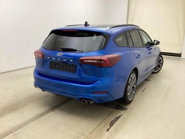 Ford Focus ST Line Wagon