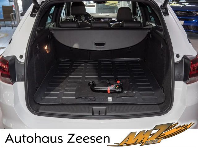 Opel Astra Sports Tourer Ultimate