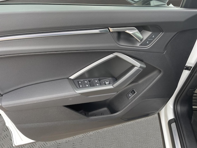 Audi Q3 35 TDI S-Line S-Tronic