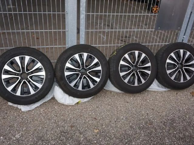 Mercedes-Benz A 200 Business Line Hatchback