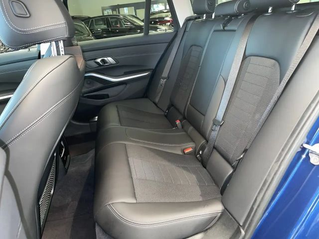 BMW 330 330e Sport Line Touring