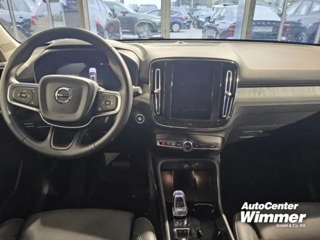 Volvo XC40 Dark Plus