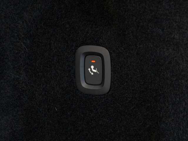 Volvo XC60 AWD R-Design Recharge