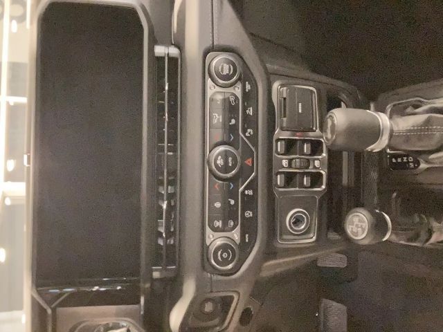 Jeep Wrangler Sahara