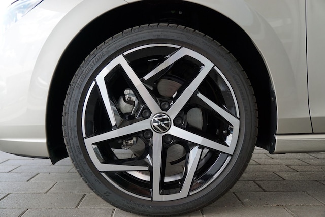 Volkswagen Golf 2.0 TDI DSG IQ.Drive Move