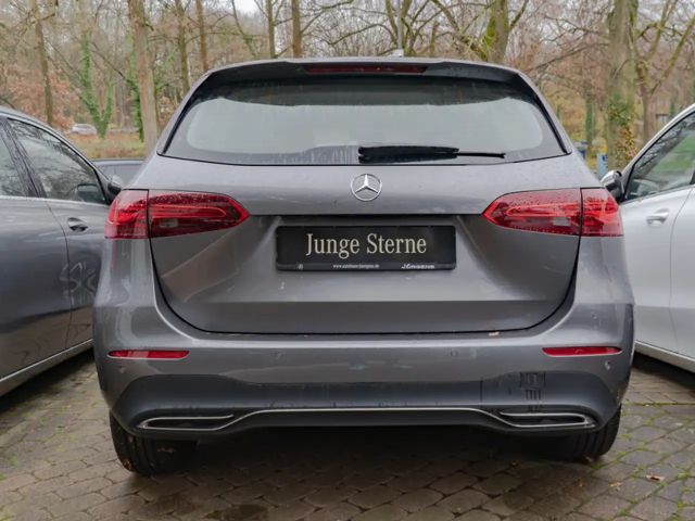 Mercedes-Benz B 180 Progressive