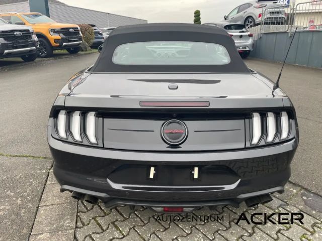 Ford Mustang Convertible GT 5.0 V8