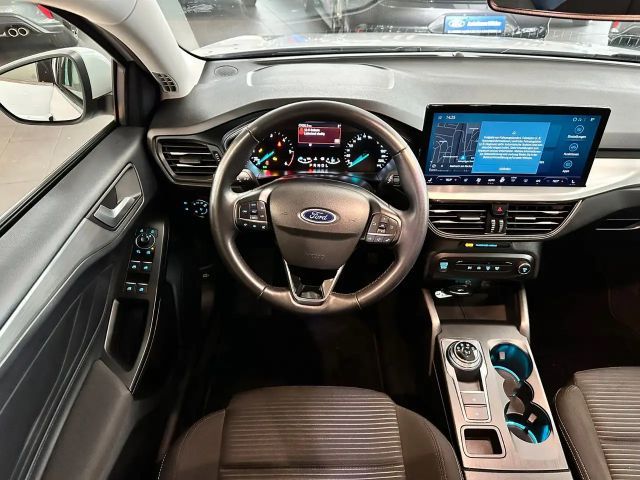 Ford Focus Titanium Wagon