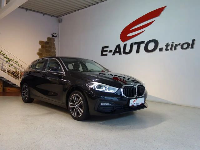 BMW 116 116i Advantage pakket Sedan