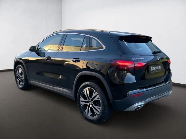 Mercedes-Benz GLA 180 GLA 180 d Progressive