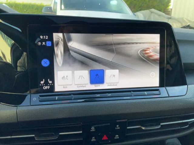 Volkswagen Golf 2.0 TSI Golf VIII