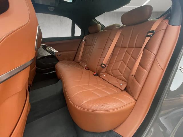 BMW i7 Sedan xDrive60