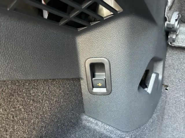 Volkswagen Golf DSG Sport