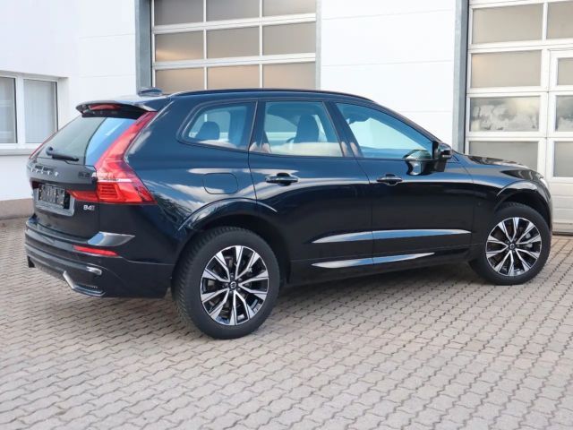 Volvo XC60 AWD Dark Plus
