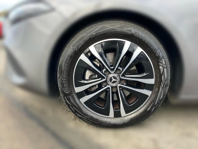 Mercedes-Benz A 200 Progressive