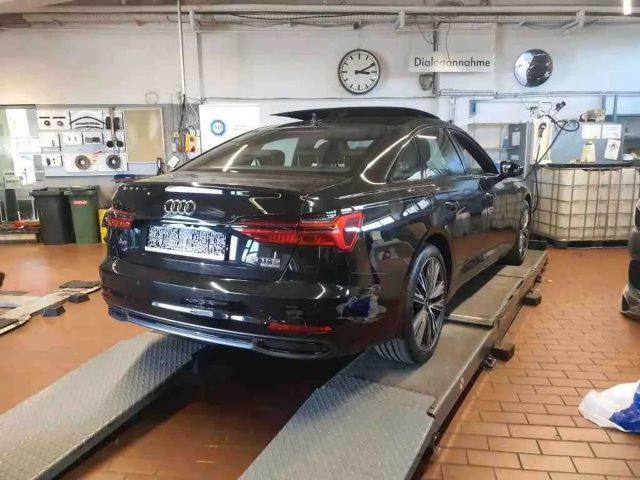 Audi A6 55 TFSI Quattro Sedan
