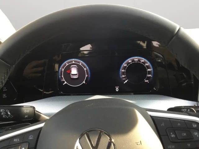 Volkswagen Golf 1.5 eTSI DSG Golf VIII