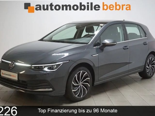 Volkswagen Golf 1.5 eTSI DSG Style