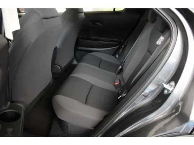 Toyota C-HR Hybride Team D