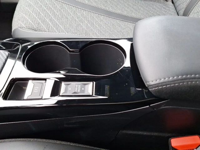 Peugeot 2008 Allure Pack EAT8 PureTech