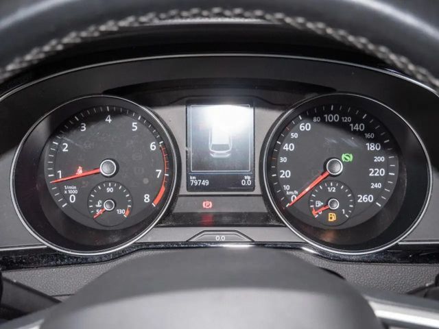 Volkswagen Passat 2.0 TSI Business Variant