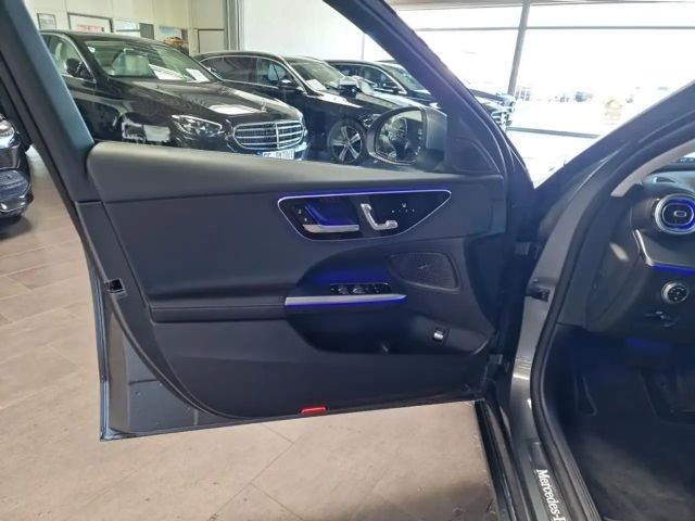 Mercedes-Benz C 200 AVANTGARDE C 200 d Estate