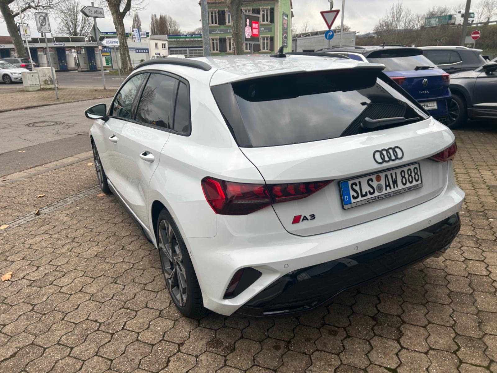 Audi A3 35 TFSI S-Line Sportback
