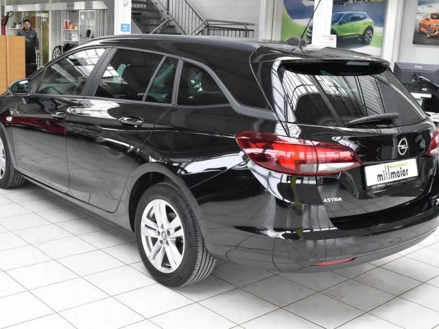 Opel Astra 1.2 Turbo