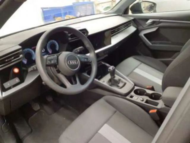 Audi A3 30 TDI Sedan