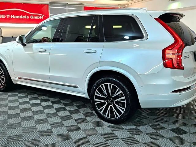 Volvo XC90 AWD T8