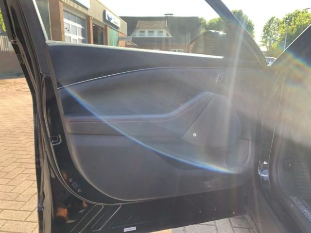 Ford Mustang Mach-E AWD Extended range