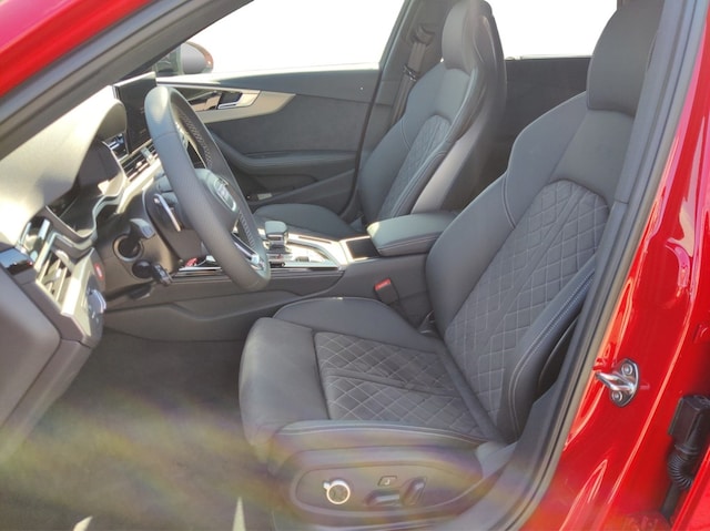 Audi RS4 Avant Quattro