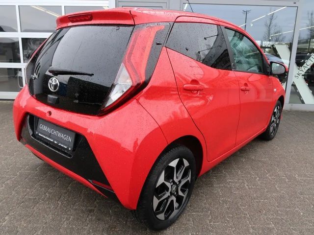 Toyota Aygo X Hatchback Play Team D