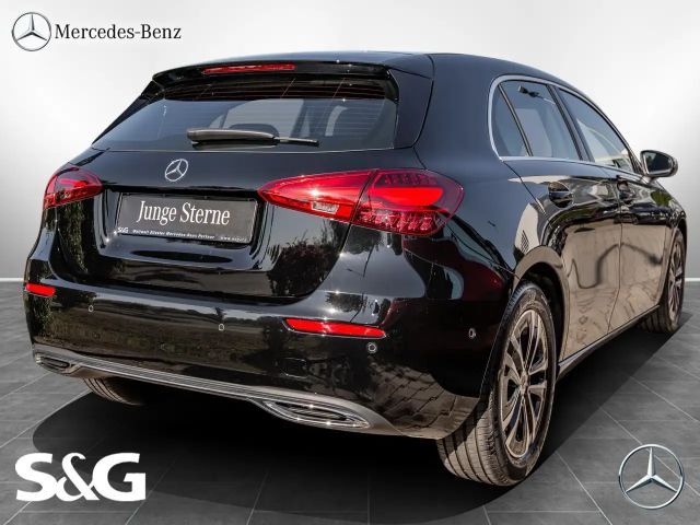 Mercedes-Benz A 200 Hatchback Progressive