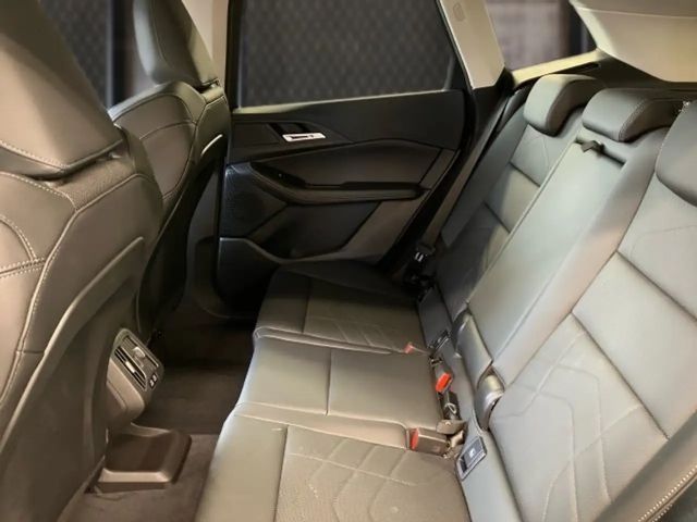 BMW 218 218d Active Tourer Sedan