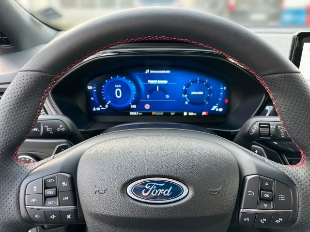 Ford Focus ST Line Wagon