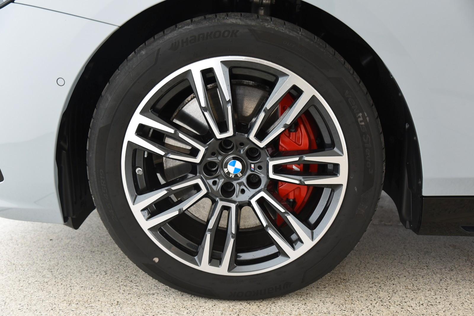 BMW 540 540d M-Sport Touring xDrive