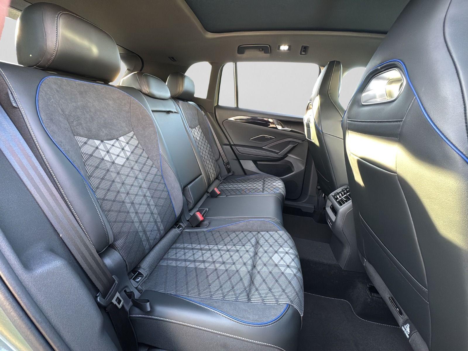 Volkswagen Tiguan 2.0 TDI DSG R-Line Style