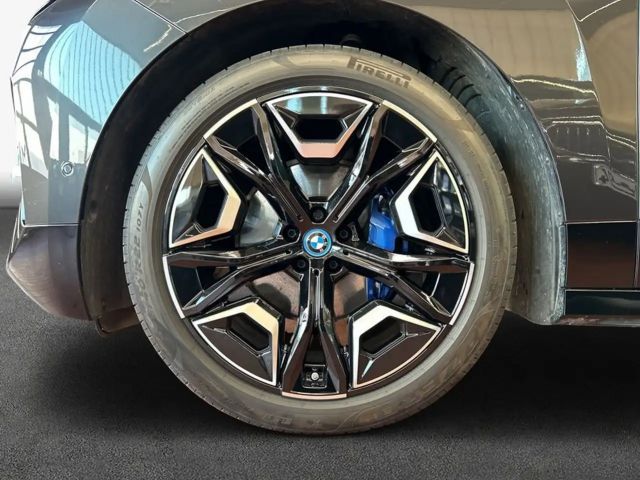 BMW iX xDrive40