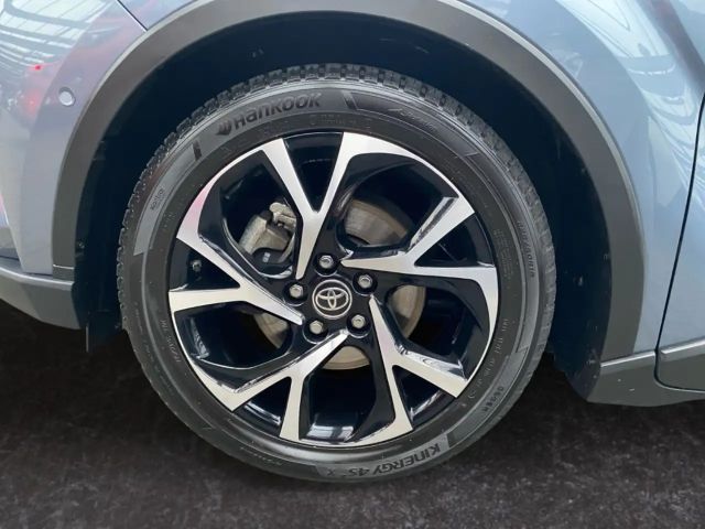 Toyota C-HR Hybride Team D