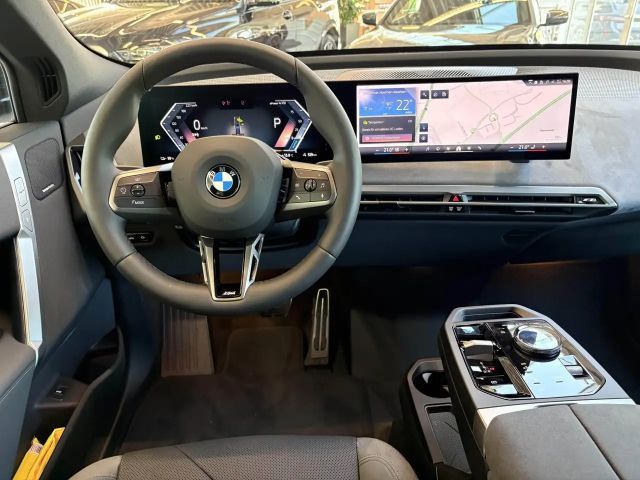 BMW iX xDrive45