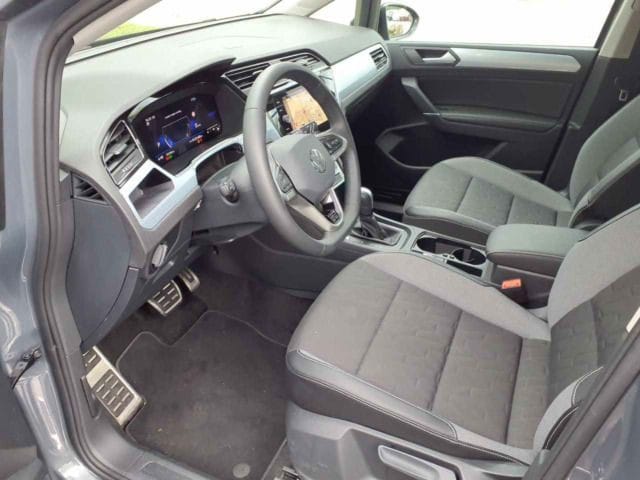 Volkswagen Touran 1.5 TSI DSG