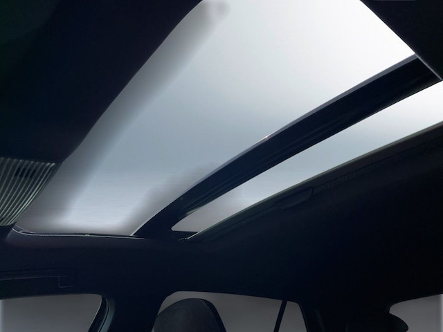 Volkswagen Golf 2.0 TDI DSG Golf VIII R-Line